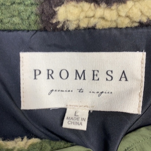 Promesa Green Camo Sherpa Teddy Oversized Jacket Size Large - Picture 3 of 6